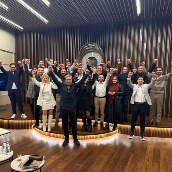 6947daead58f5202512253258